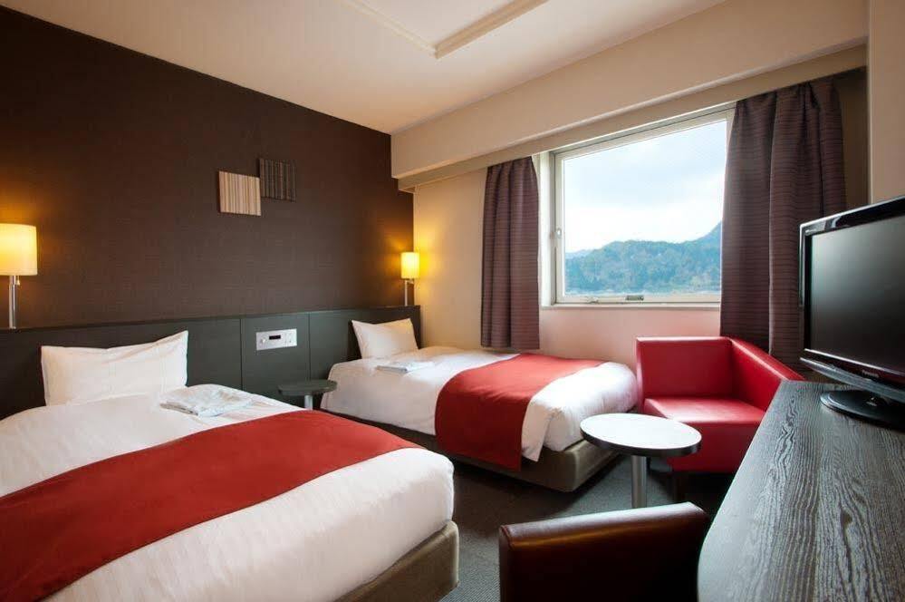 Karatsu Daiichi Hotel Buitenkant foto